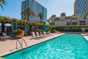 The-Grande-South_Downtown-San-Diego-Condo_2018_Pool-spa_ (7)      